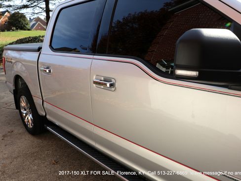 Used 2017 Ford F150 XLT w/ Equipment Group 302A Luxury image 2
