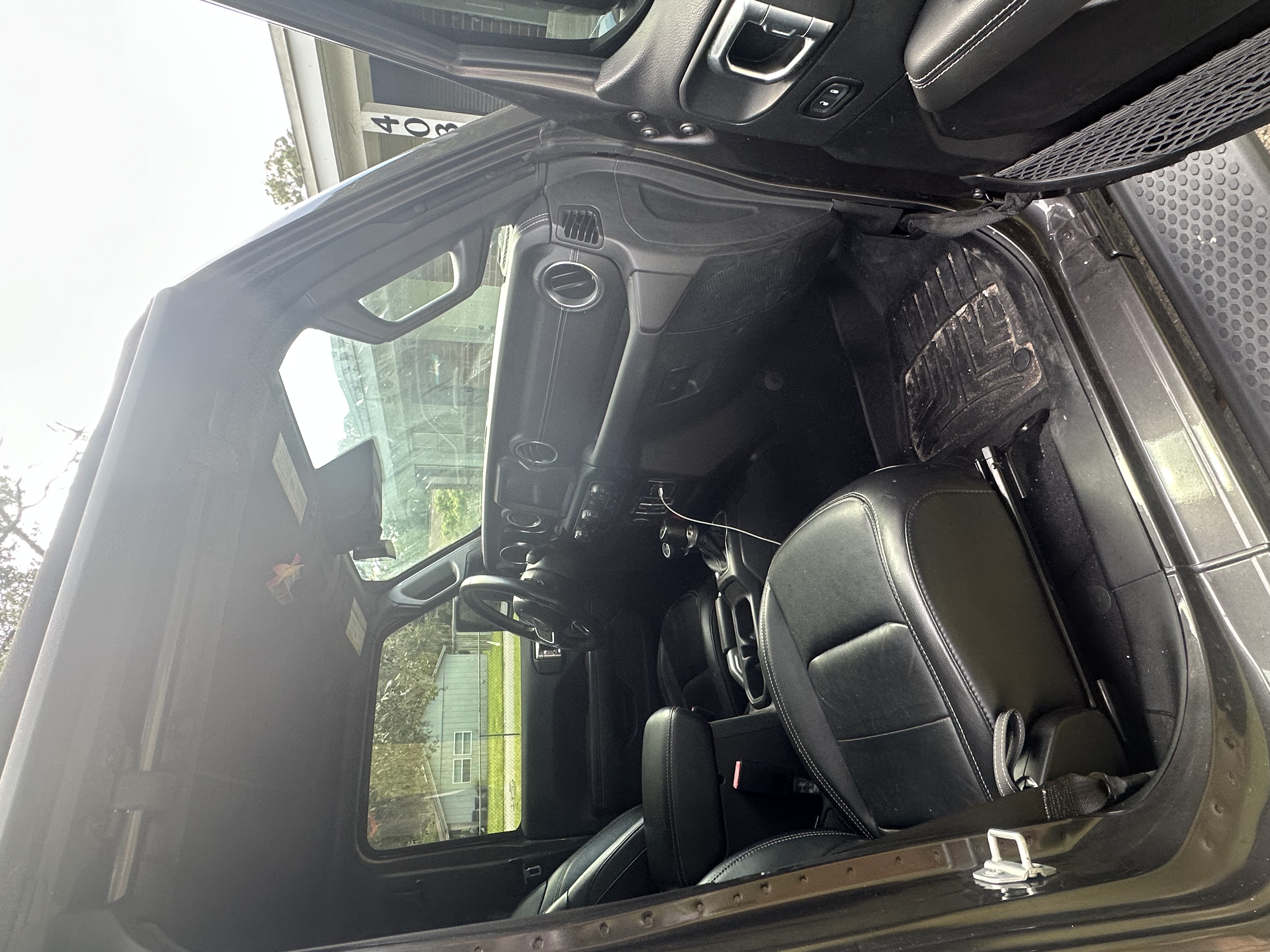 Used 2021 Jeep Wrangler Unlimited Sahara w/ Safety Group AWD/4WD image 10