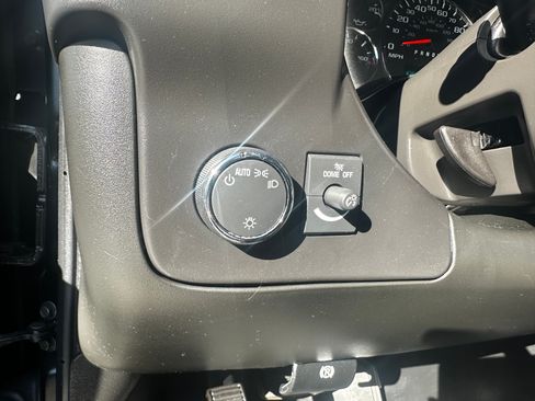 Used 2023 Chevrolet Express 3500 LS image 13