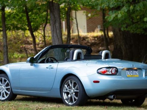 Used 2008 MAZDA MX-5 Miata image 4