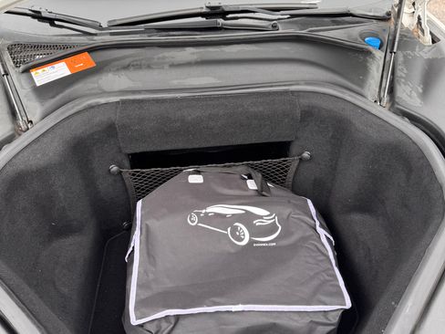 Used 2015 Tesla Model S 70 image 23