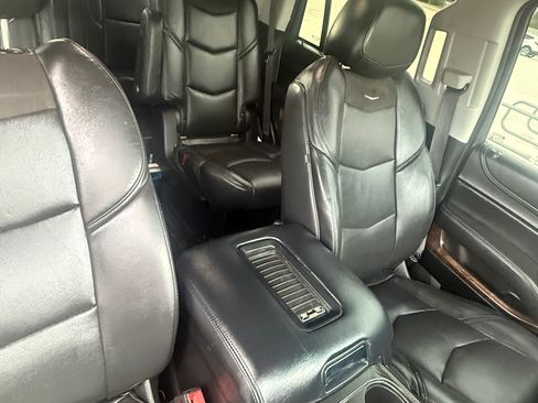 Used 2019 Chevrolet Tahoe 4WD image 5