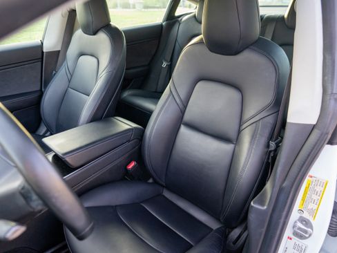 Used 2018 Tesla Model 3 Long Range image 14