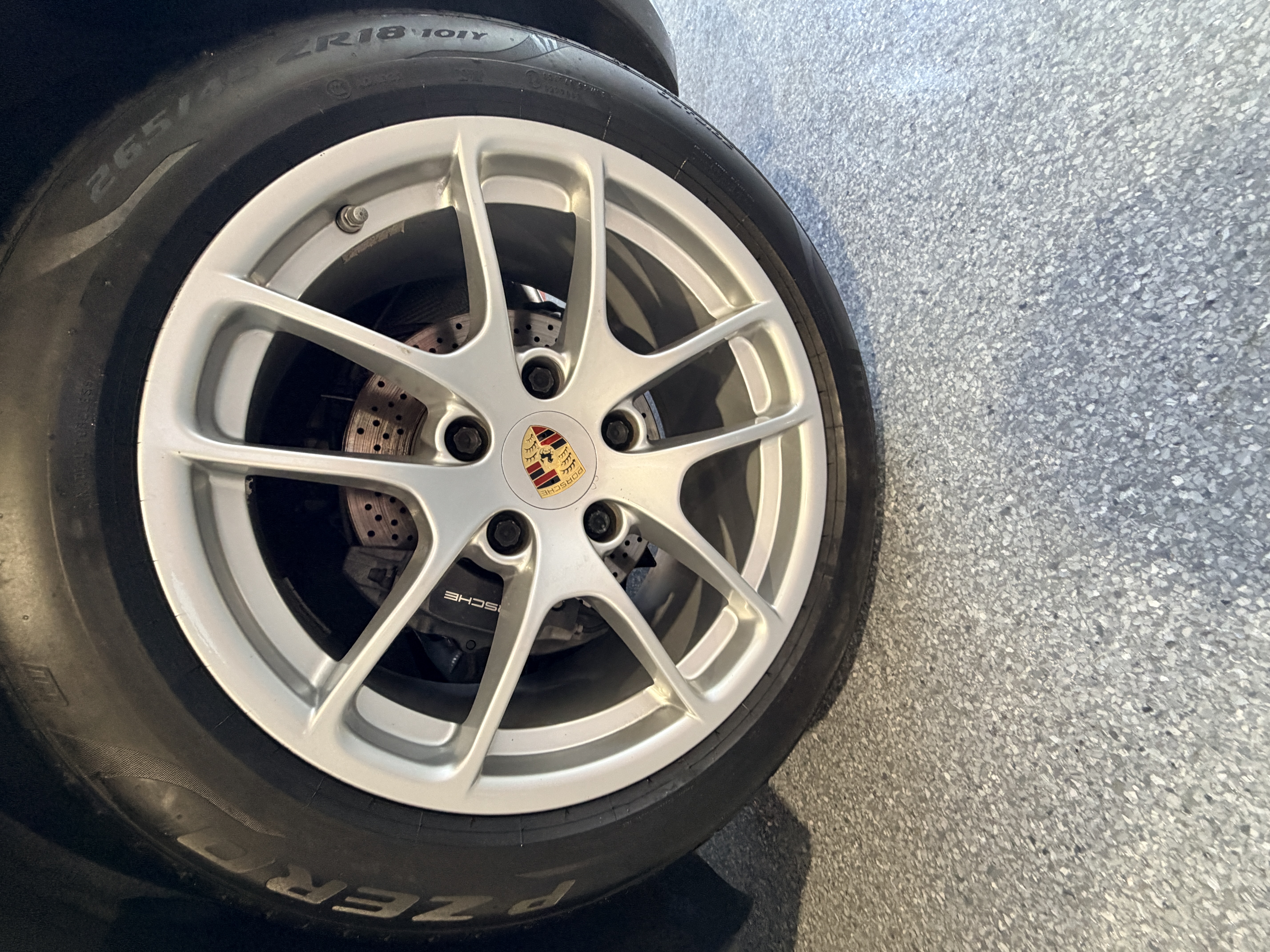 Used 2017 Porsche 718 Boxster RWD image 24