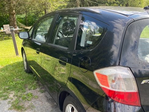 Used 2009 Honda Fit image 4