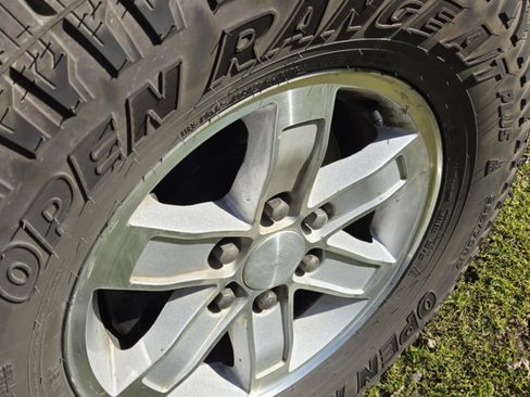 Used 2012 GMC Yukon XL SLT image 11