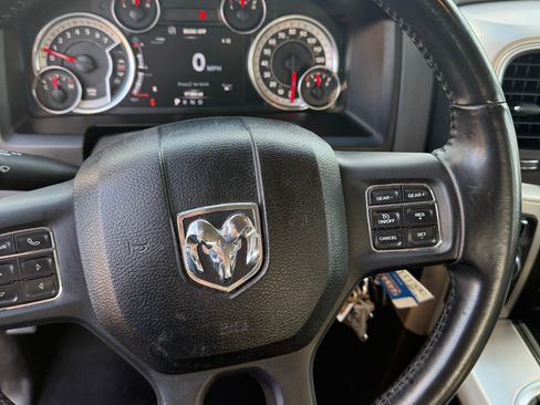 Used 2019 RAM 1500 Lone Star image 11