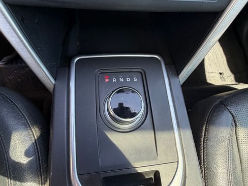 Used 2018 Land Rover Discovery Sport HSE image 6