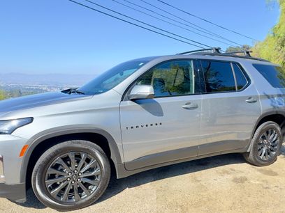 Used 2023 Chevrolet Traverse RS