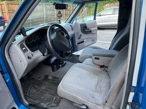 Used 1999 Ford Ranger 4x4 Regular Cab image 10