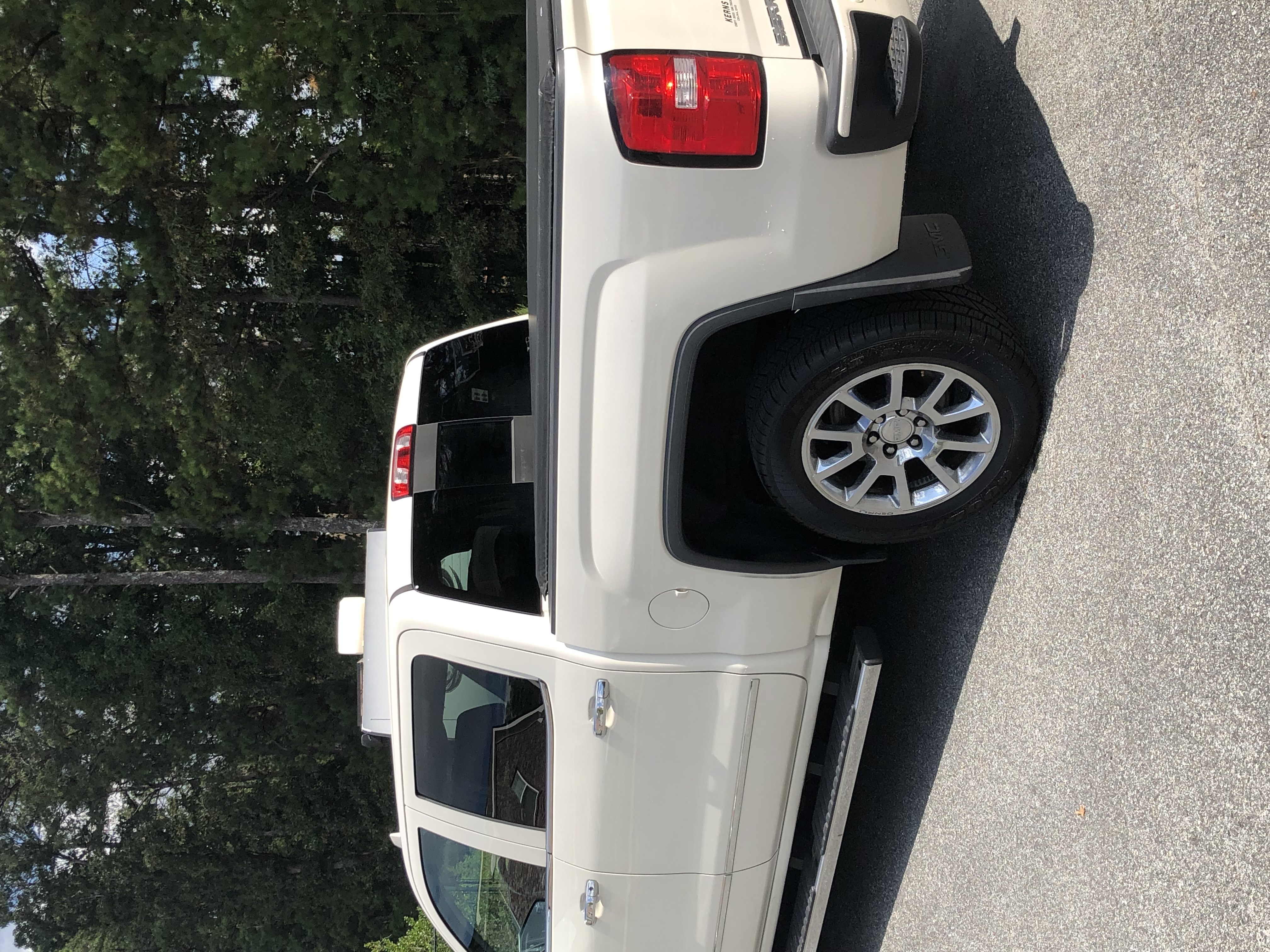 Used 2015 GMC Sierra 1500 Denali AWD/4WD image 11