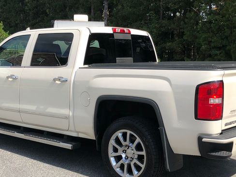 Used 2015 GMC Sierra 1500 Denali image 11