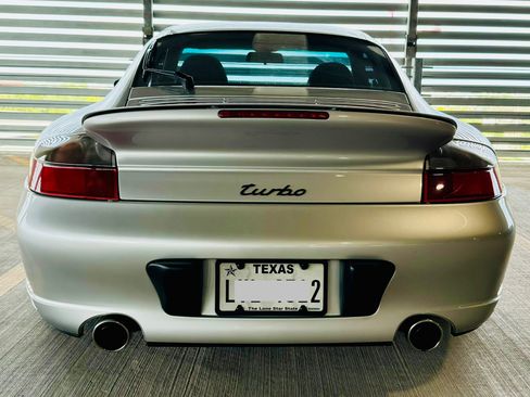 Used 2001 Porsche 911 Turbo image 6