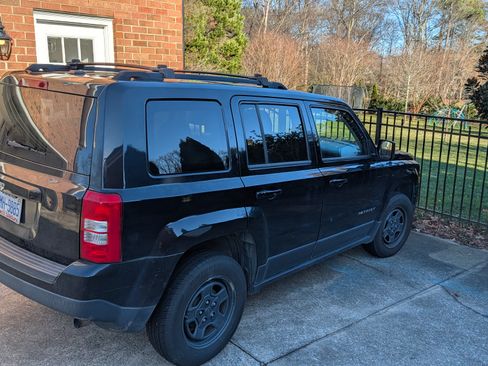 Used 2015 Jeep Patriot Sport w/ Power Value Group image 4