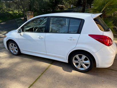 Used 2010 Nissan Versa SL w/ Premium Pkg