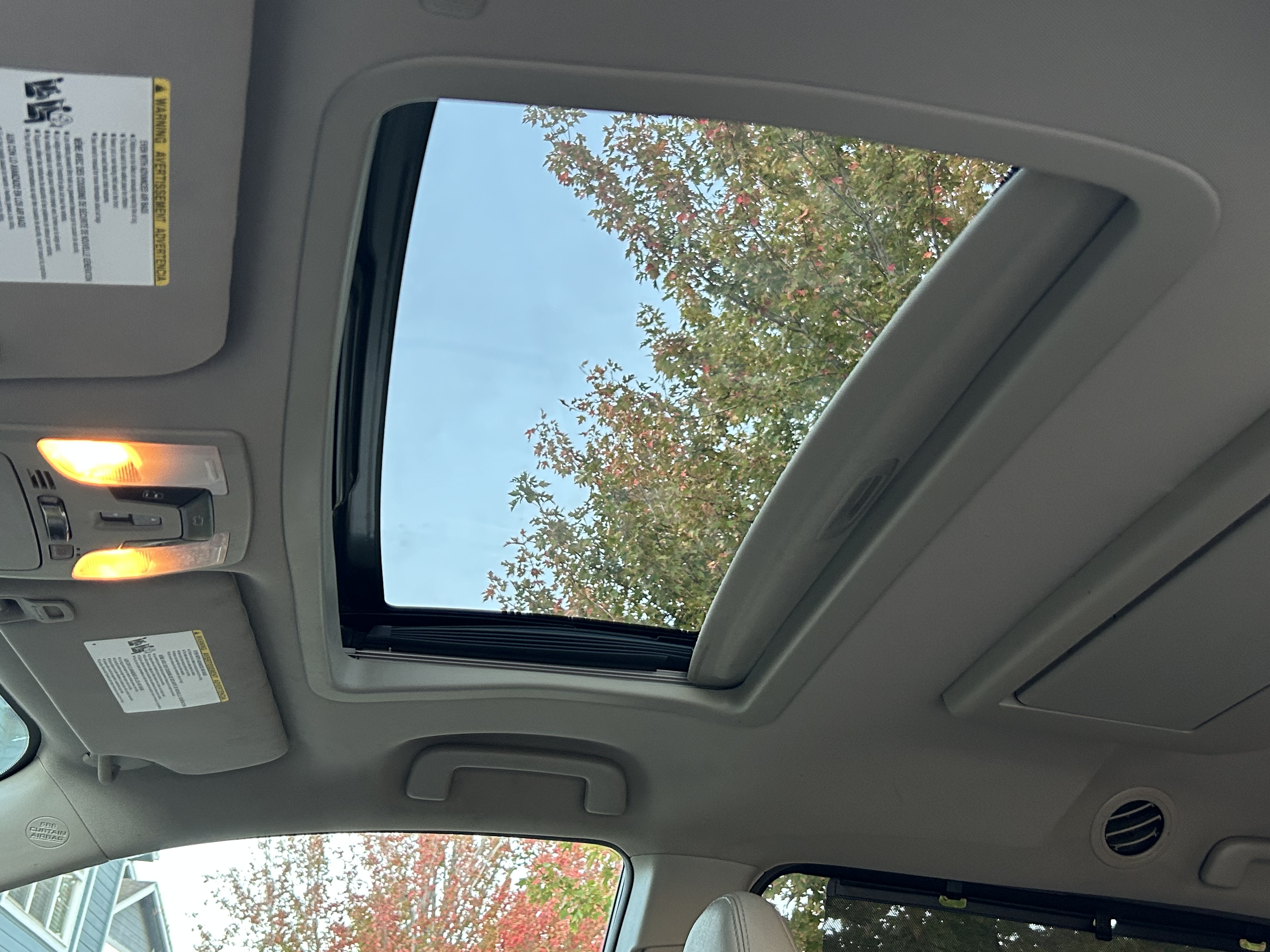 Used 2019 Toyota Sienna XLE Premium AWD/4WD image 16