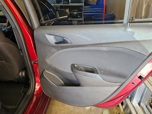 Used 2016 Chevrolet Cruze LT w/ Sun And Sound Package image 26