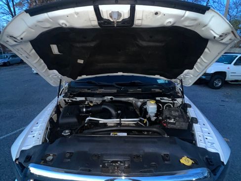 Used 2017 RAM 2500 SLT image 15