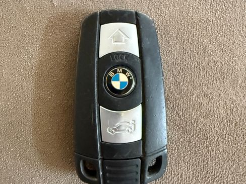 Used 2012 BMW 328i xDrive Wagon AWD/4WD image 22