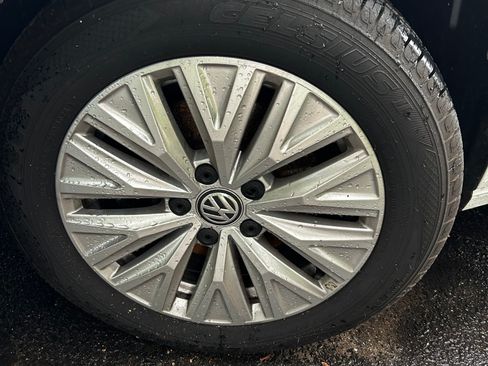 Used 2020 Volkswagen Jetta S w/ Driver Assistance Package FWD image 4