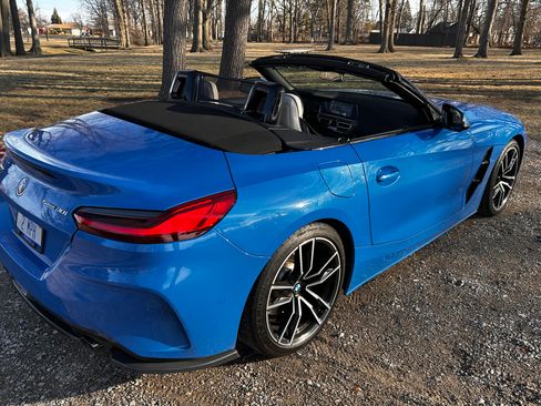 Used 2019 BMW Z4 sDrive30i image 2