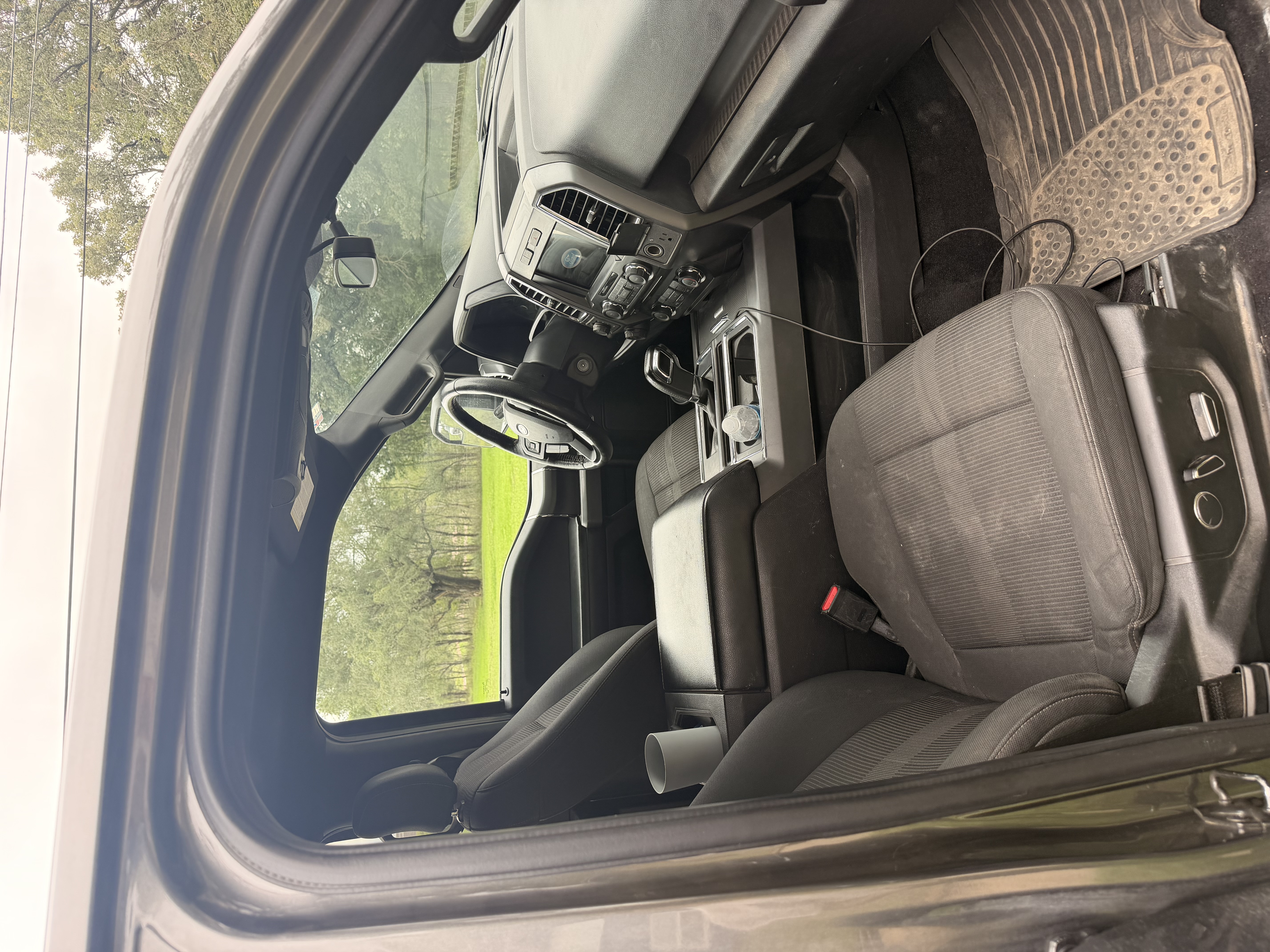 Used 2016 Ford F150 XLT w/ Equipment Group 302A Luxury AWD/4WD image 11