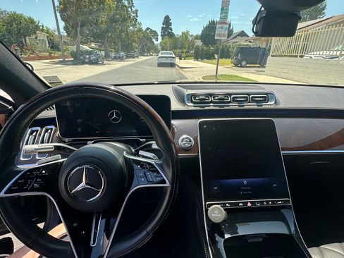 Used 2024 Mercedes-Benz S 580 4MATIC Sedan image 7