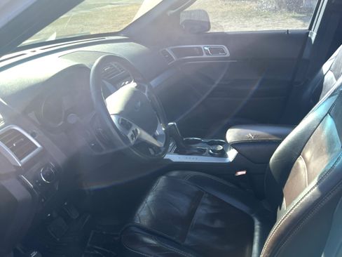 Used 2014 Ford Explorer Sport w/ Equipment Group 401A image 11