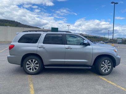 Used 2016 Toyota Sequoia Limited w/ Safety & Convenience Package
