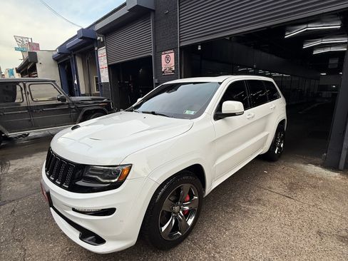 Used 2015 Jeep Grand Cherokee SRT w/ Quick Order Package 26J image 6