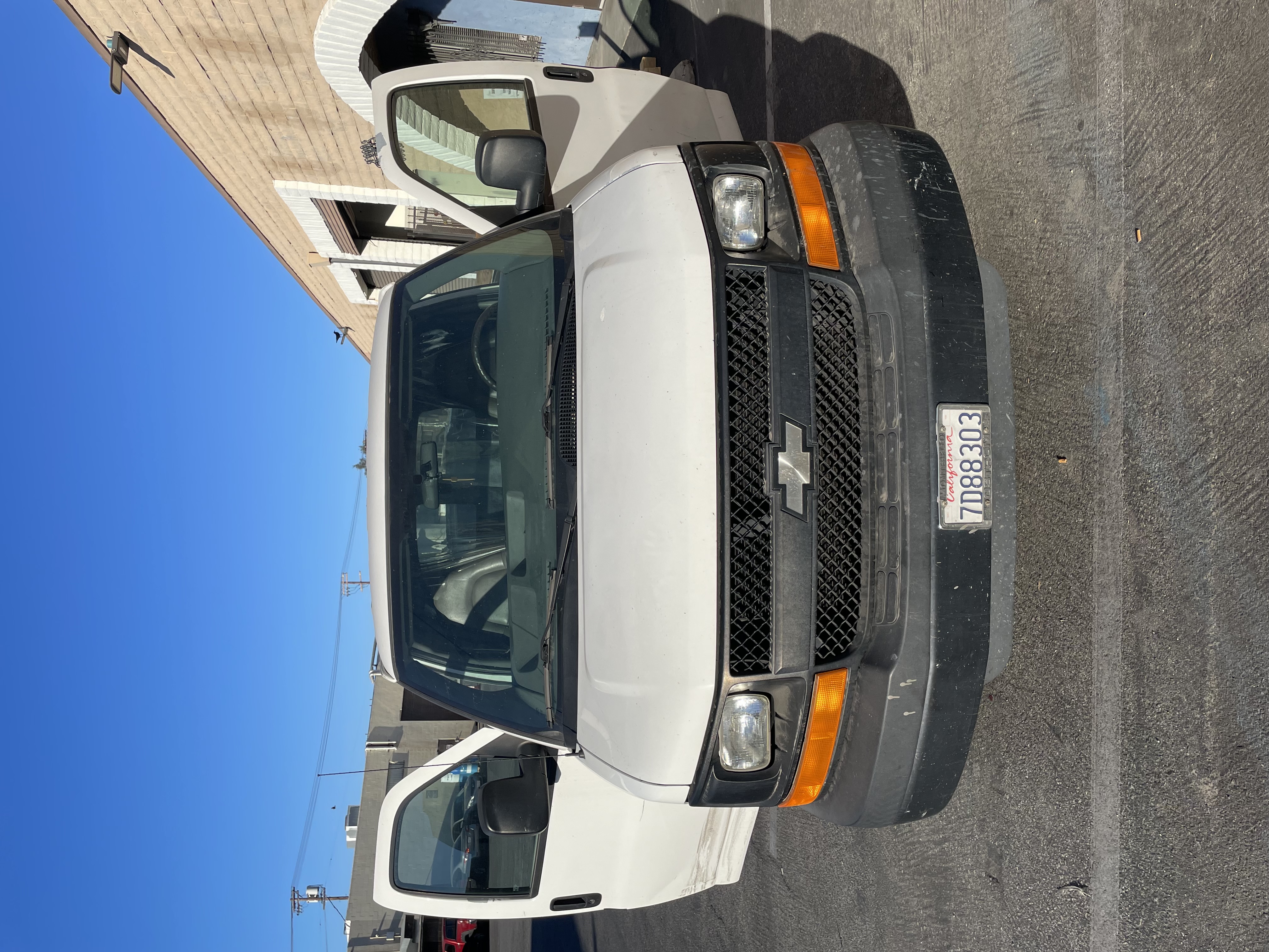Used 2003 Chevrolet Express 2500 RWD image 1