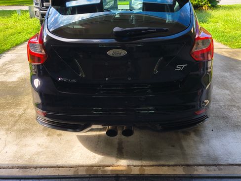 Used 2013 Ford Focus ST FWD image 15