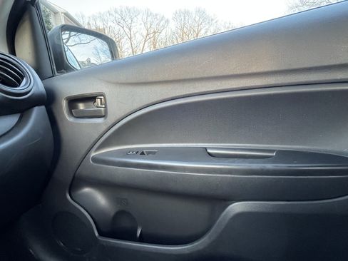 Used 2015 Mitsubishi Mirage DE image 16