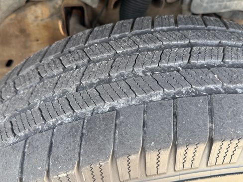 Used 2005 GMC Sierra 2500 SLT w/ Heavy-Duty Power Package image 17