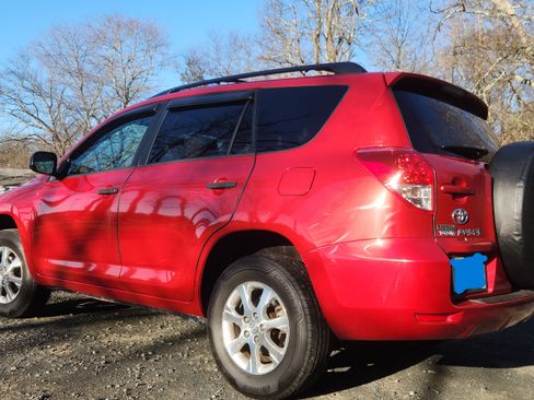 Used 2008 Toyota RAV4 2WD image 9