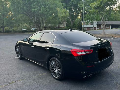 Used 2018 Maserati Ghibli RWD image 4