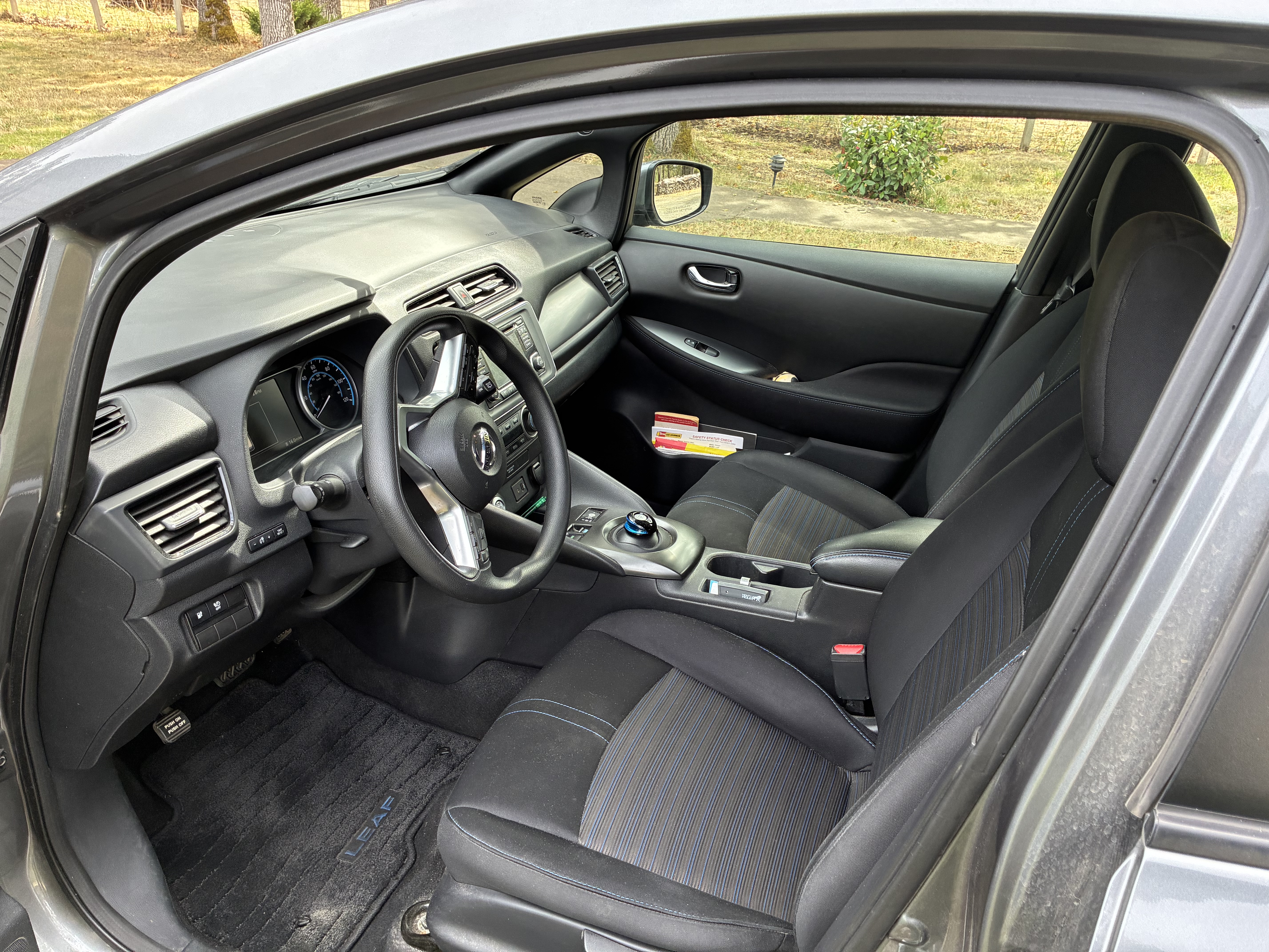 Used 2018 Nissan Leaf S w/ S Charge Package FWD image 6