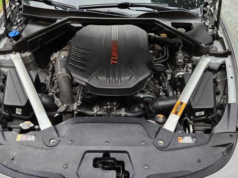 Used 2019 Kia Stinger GT1 image 15