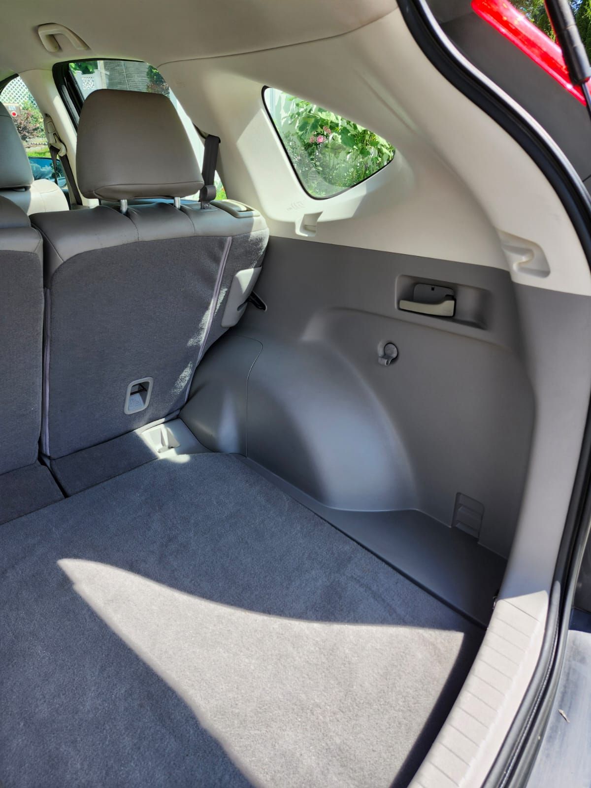 Used 2013 Honda CR-V LX image 16