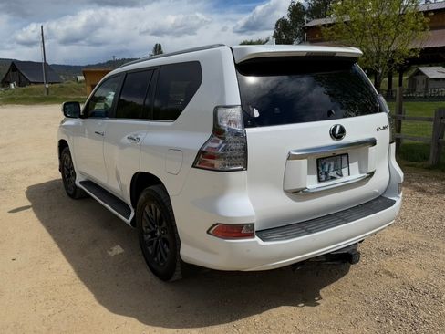 Used 2020 Lexus GX 460 Premium w/ Premium Package AWD/4WD image 5