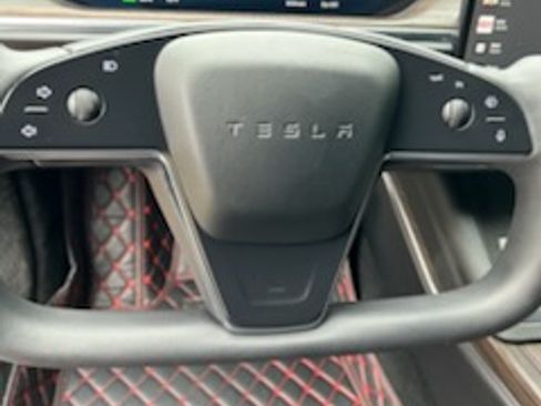 Used 2021 Tesla Model S Plaid AWD/4WD image 13