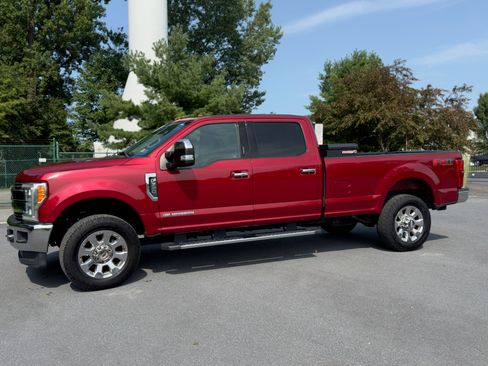 Used 2017 Ford F350 Lariat w/ Lariat Ultimate Package AWD/4WD image 12