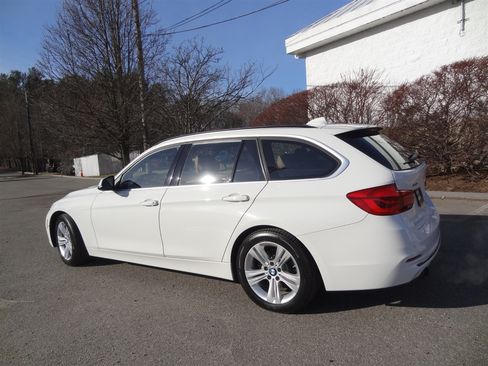 Used 2016 BMW 328i xDrive Wagon image 2