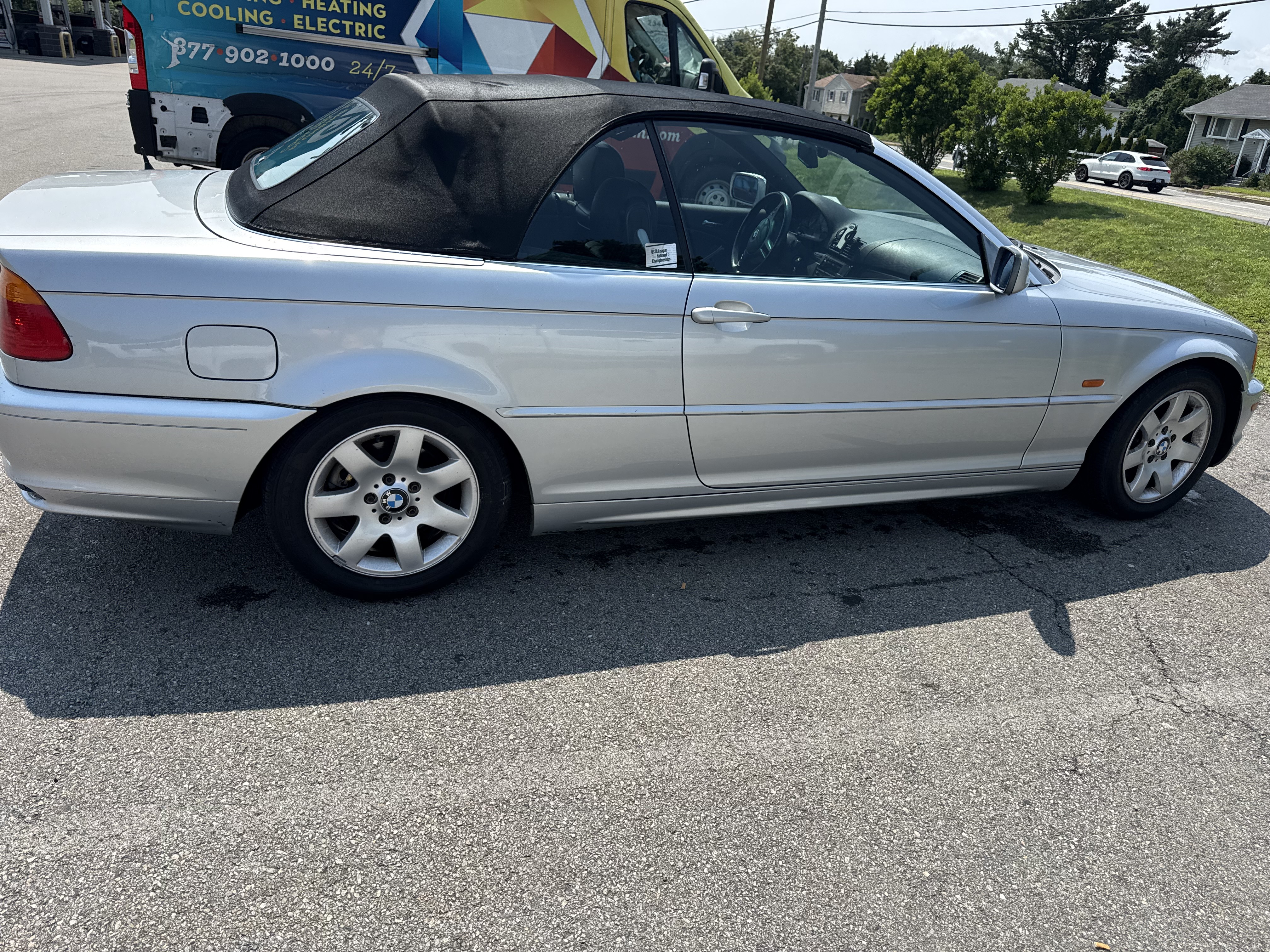 Used 2000 BMW 323ci Convertible RWD image 1