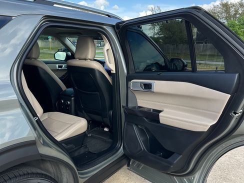 Used 2020 Ford Explorer Limited image 15