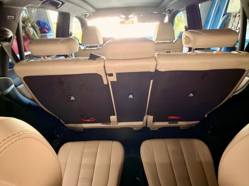 Used 2021 BMW X5 xDrive40i w/ M Sport Package image 19