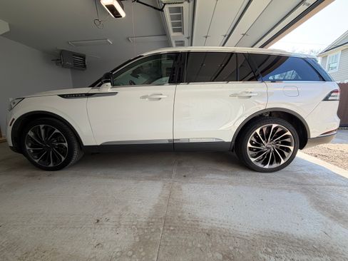 Used 2020 Lincoln Aviator Reserve w/ Equipment Group 202A AWD/4WD image 1