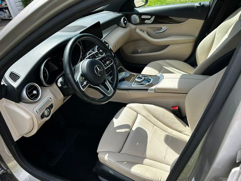 Used 2019 Mercedes-Benz C 300 4MATIC Sedan image 11