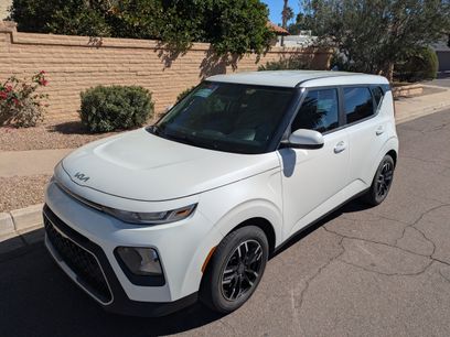 Used 2022 Kia Soul LX