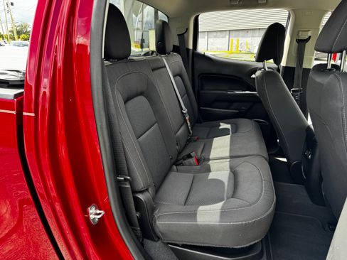 Used 2021 Chevrolet Colorado LT w/ Safety Package RWD image 22